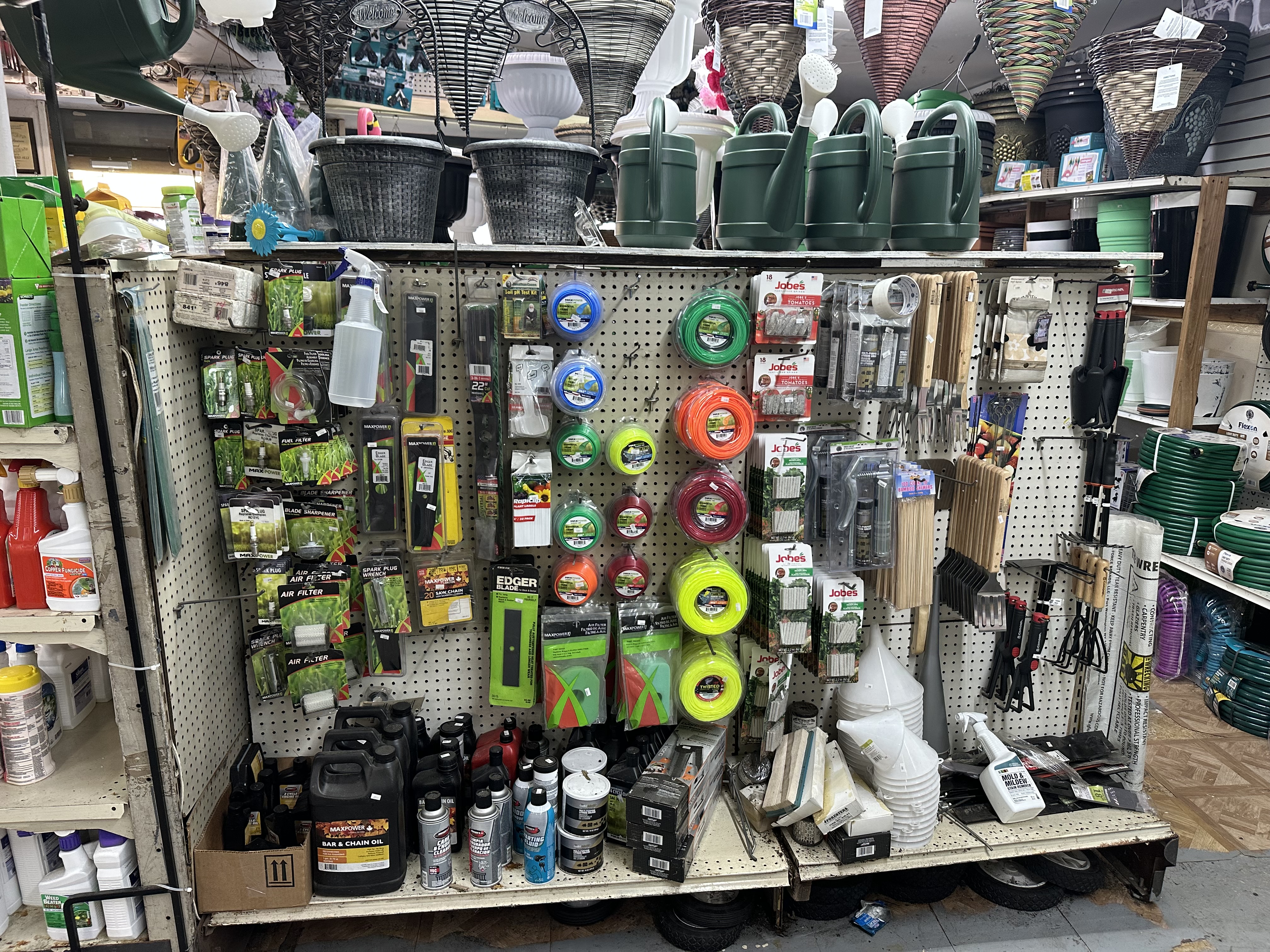 Inside SBS Hardware — photo 7350