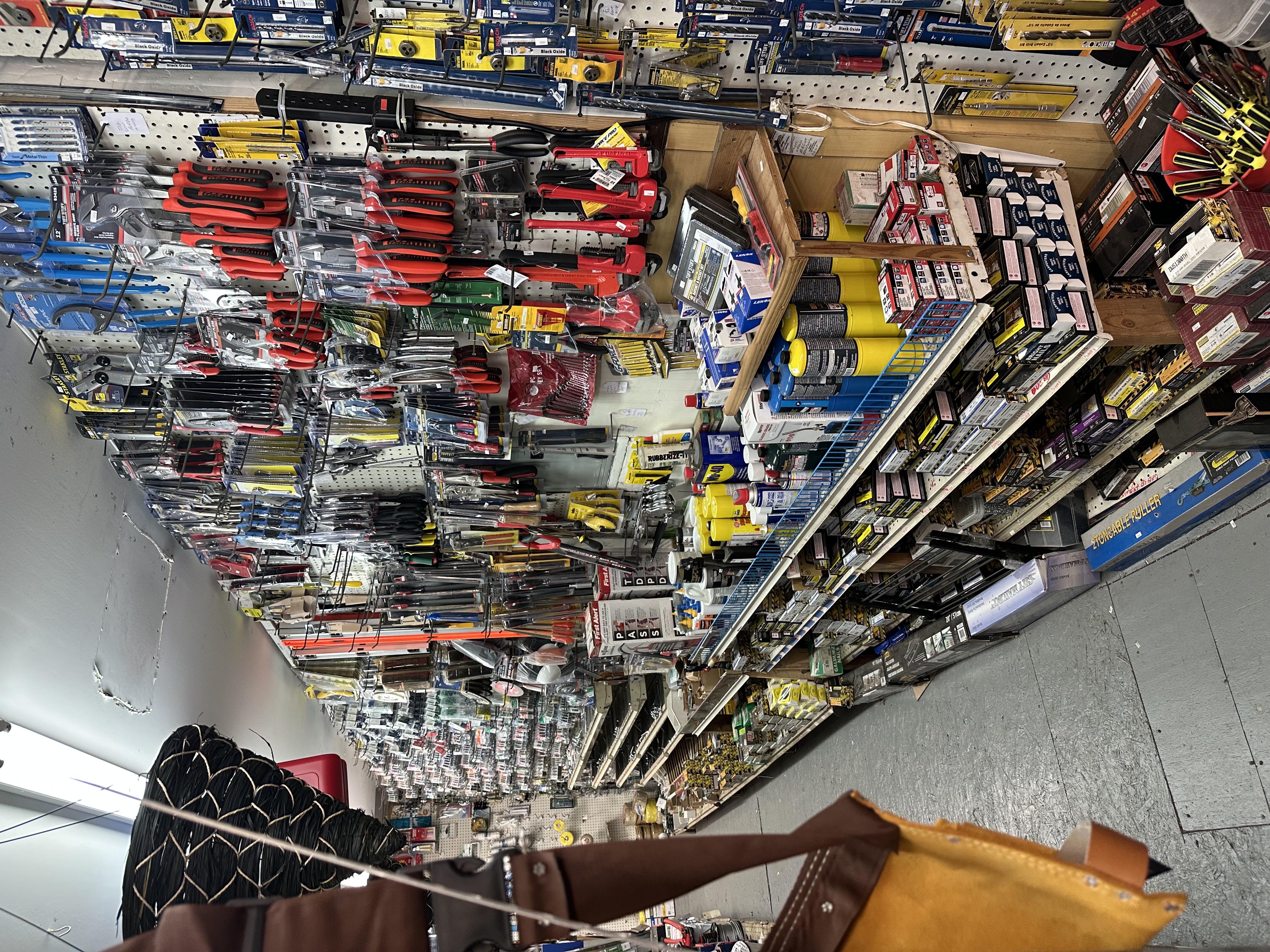 Inside SBS Hardware — photo 7377
