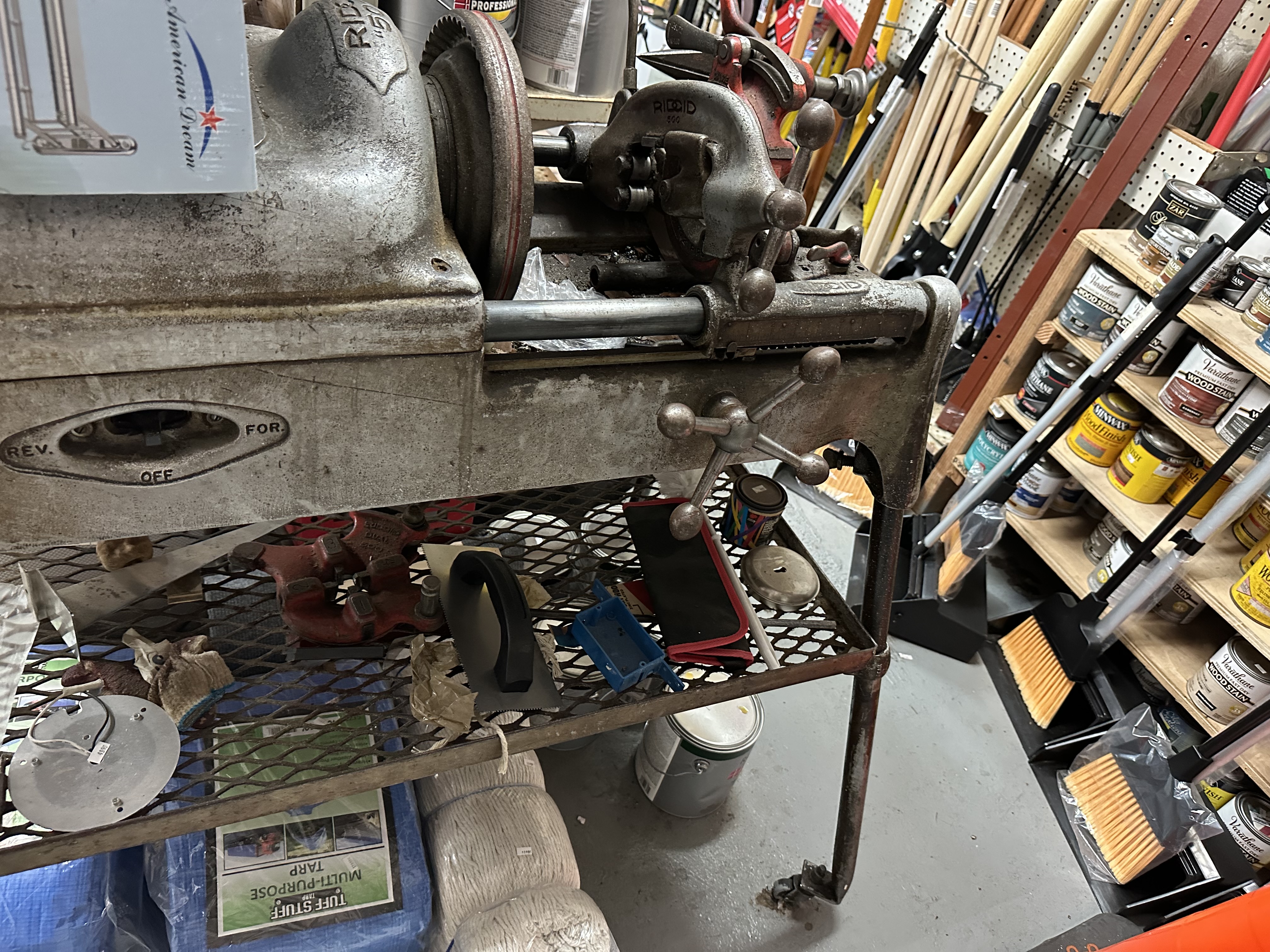 Inside SBS Hardware — photo 7362