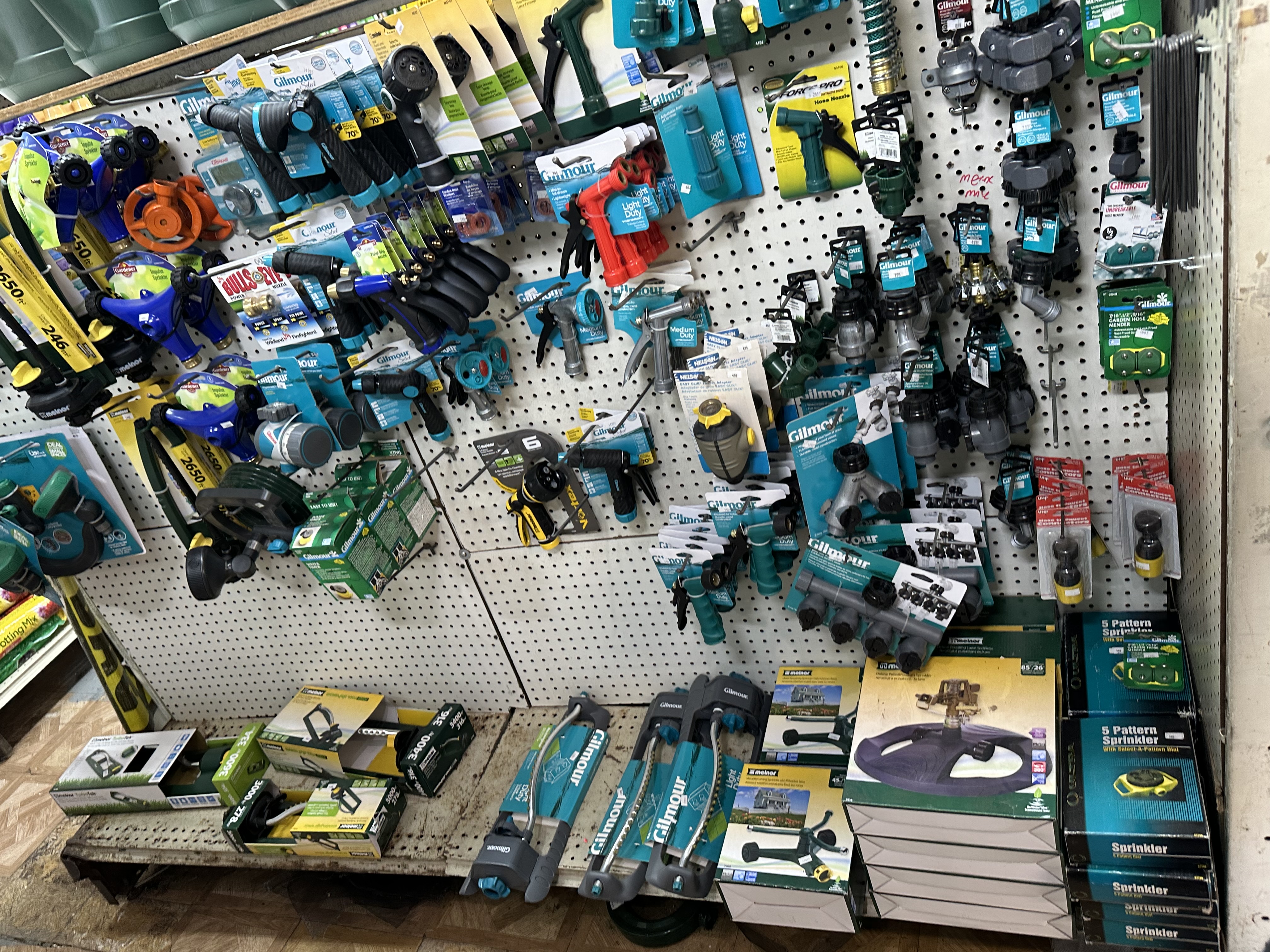 Inside SBS Hardware — photo 7347